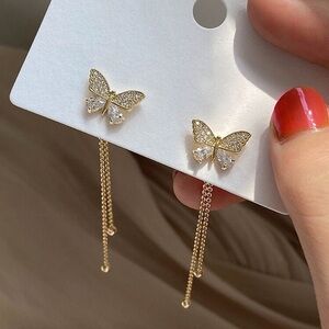 Elegant Gold Butterfly Drop Earrings